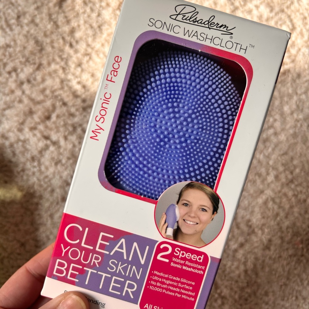 Mysonic washcloth face cleansing device